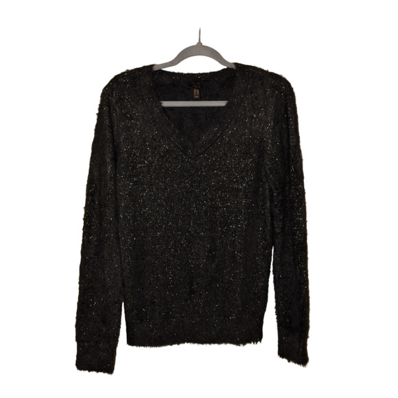 G.I.L.I. NEW $59 Long Sleeve V-Neck Eyelash Knit Sweater Black Large - Picture 1 of 5